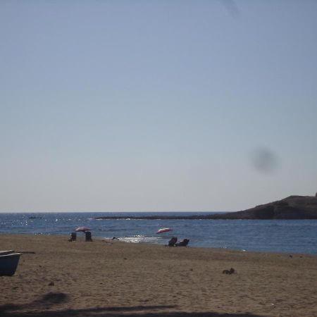 Pensión Sol y Playa Carboneras Exterior foto