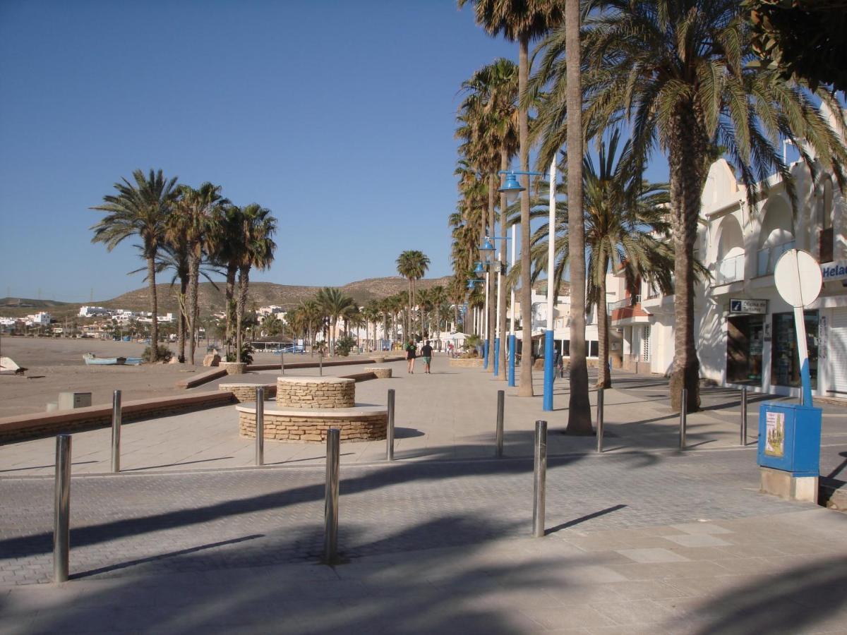 Pensión Sol y Playa Carboneras Exterior foto